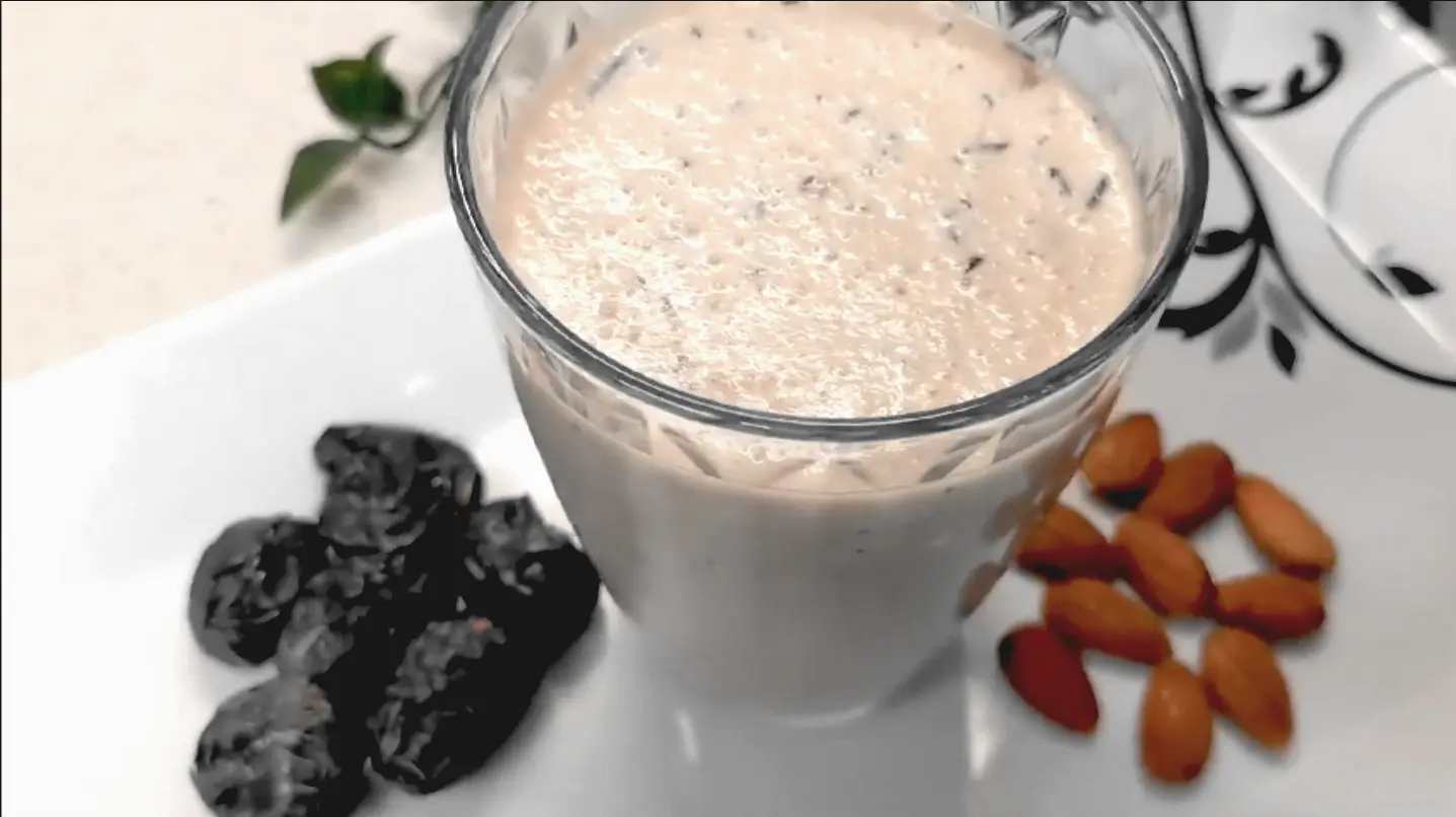 Almond-Date_Power_Shake_Recipe_Energy_Boost_Healthy_Nutritious_Homemade_Refreshing_Beverage_ayurveda_food_ayurvedic